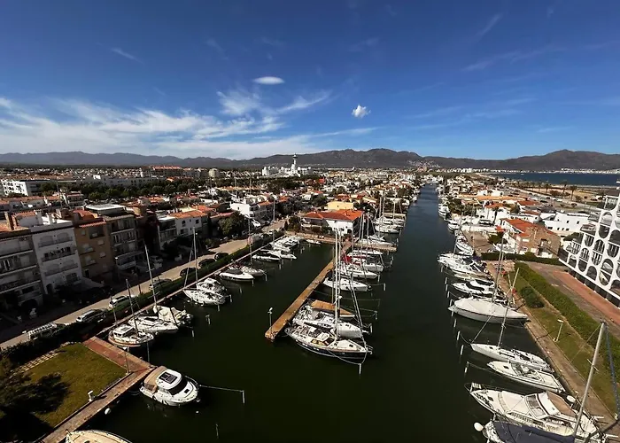 Daire Awaydays Atico Vista Mar Con Wifi Empuriabrava